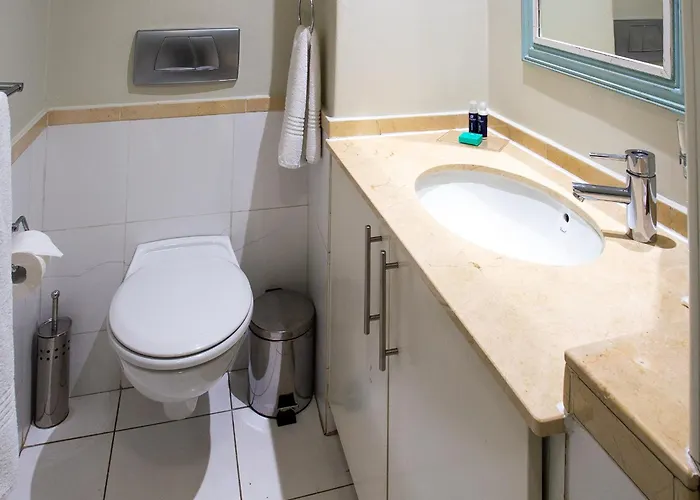 Lagoon Beach Hotel Apartments Cape Town